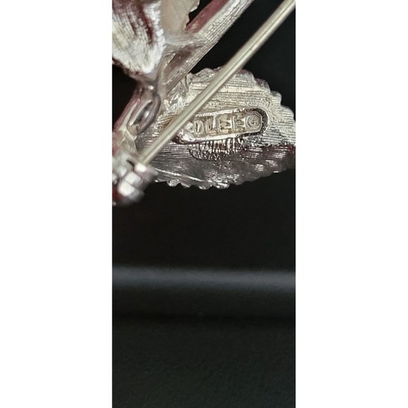 Silver Tone Womens 3D Rose Brooch Pin Leaves Thorns Signed Lee 3 in Length - Picture 7 of 8